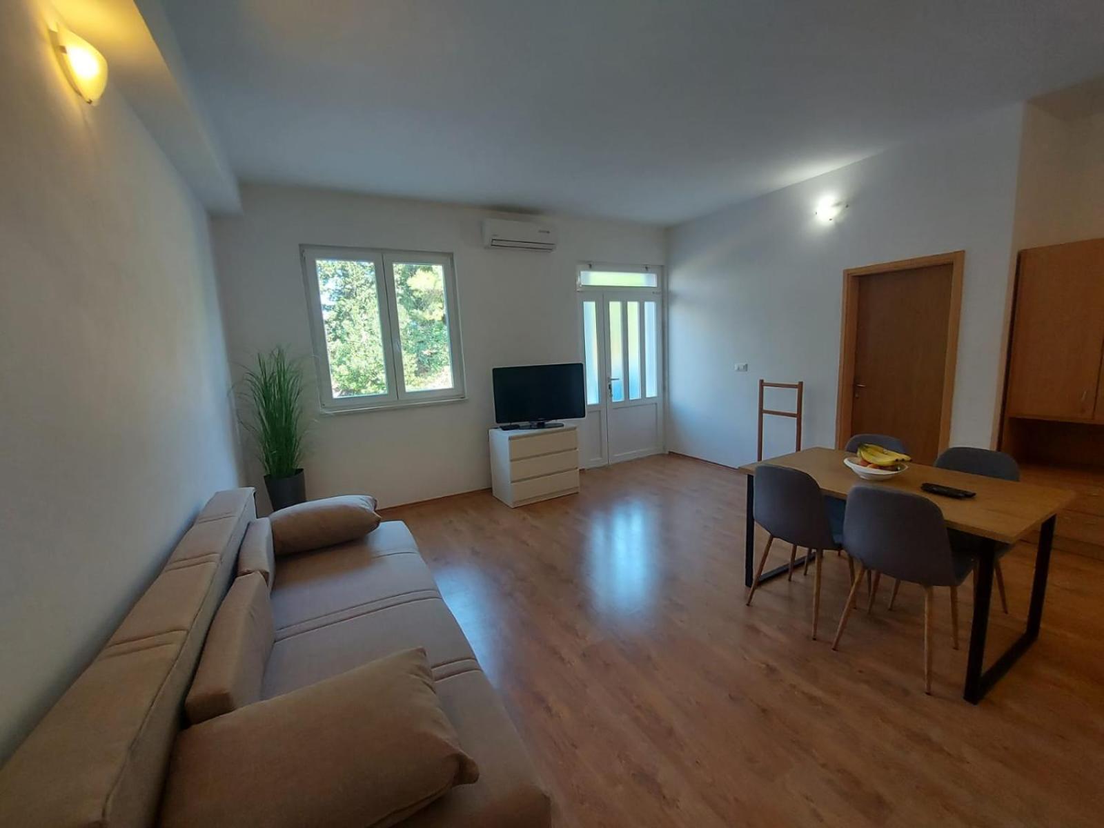 Apartmani Neva Makarska Exteriör bild