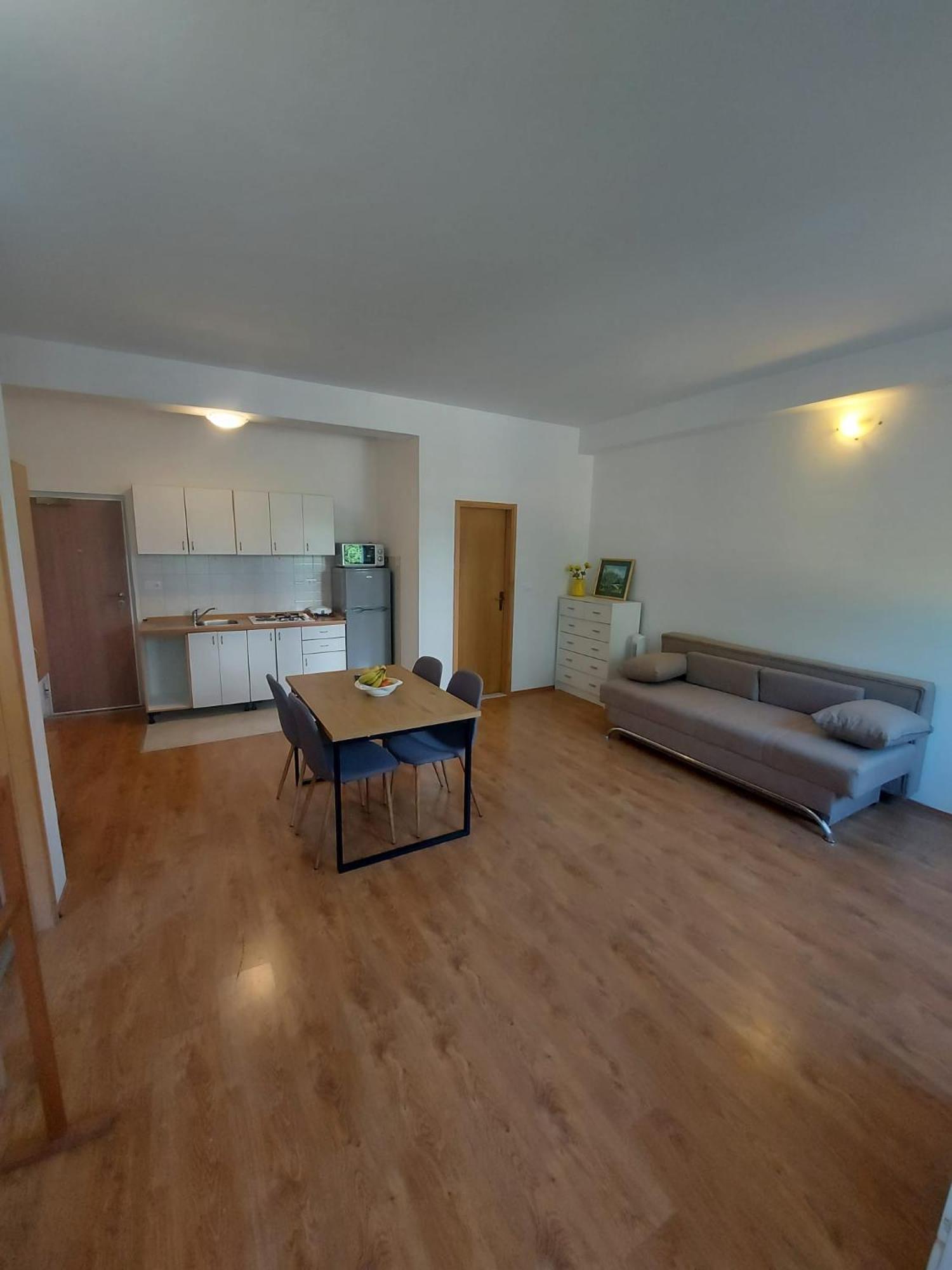 Apartmani Neva Makarska Exteriör bild
