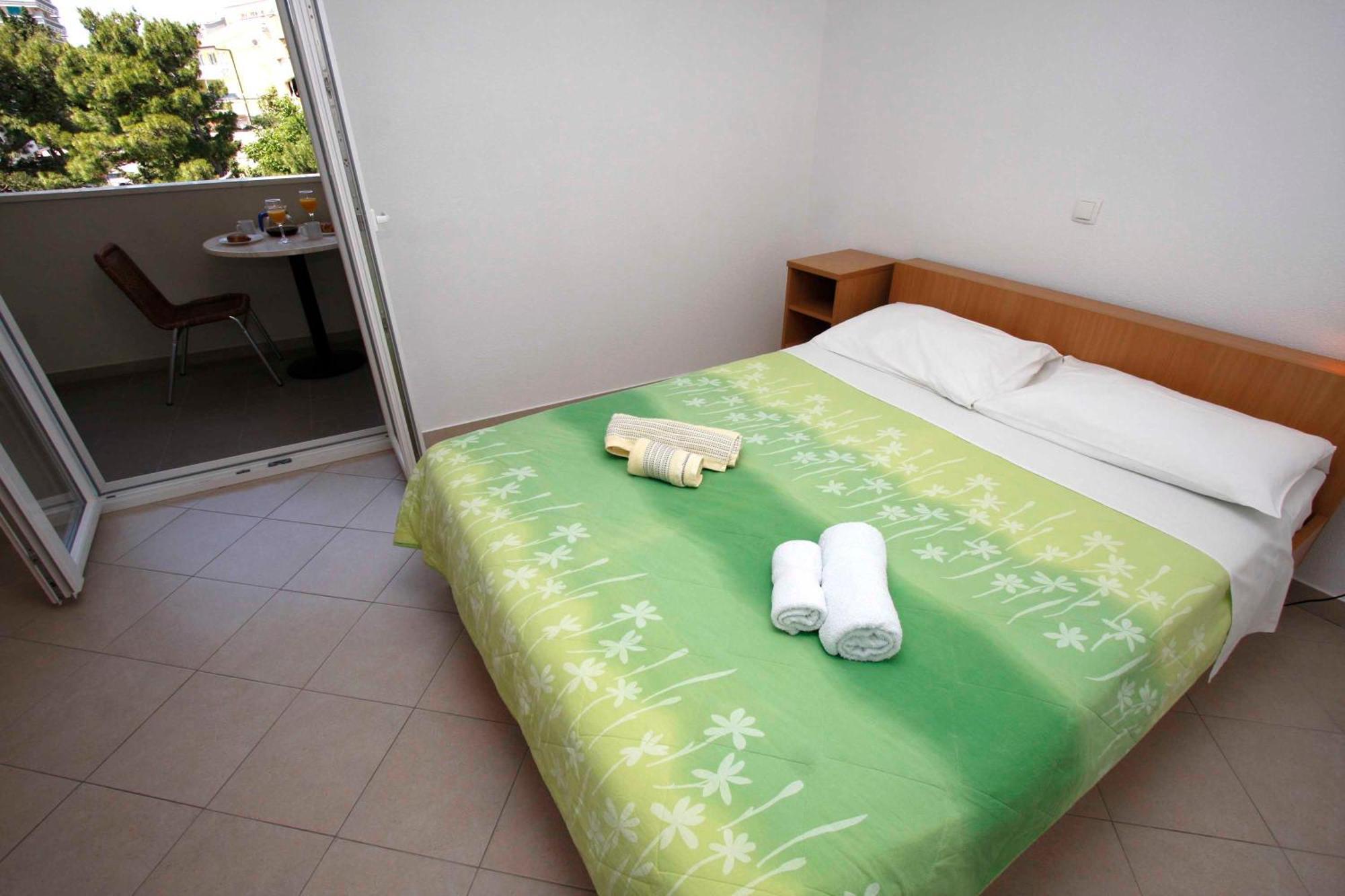 Apartmani Neva Makarska Exteriör bild