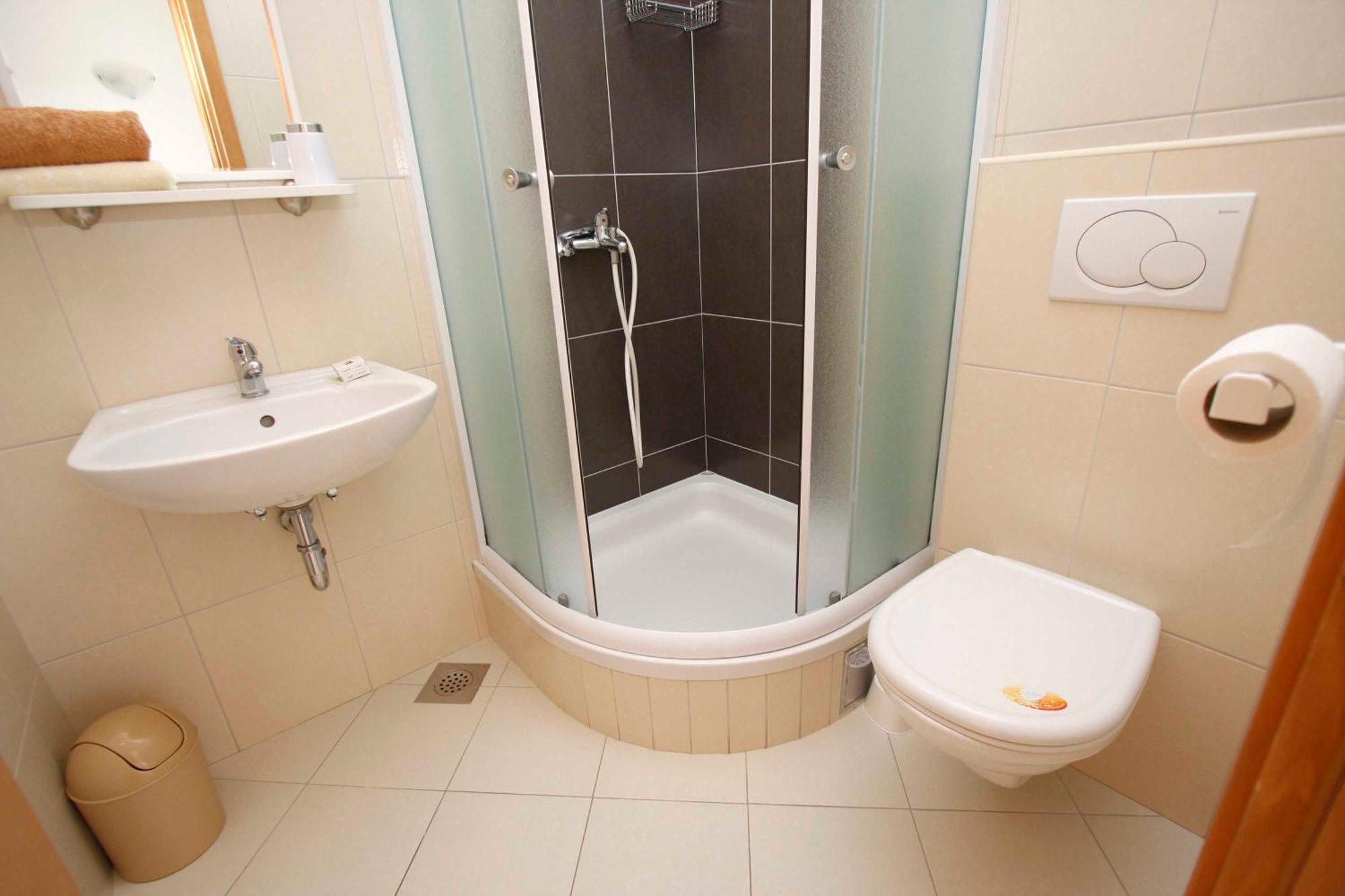 Apartmani Neva Makarska Exteriör bild