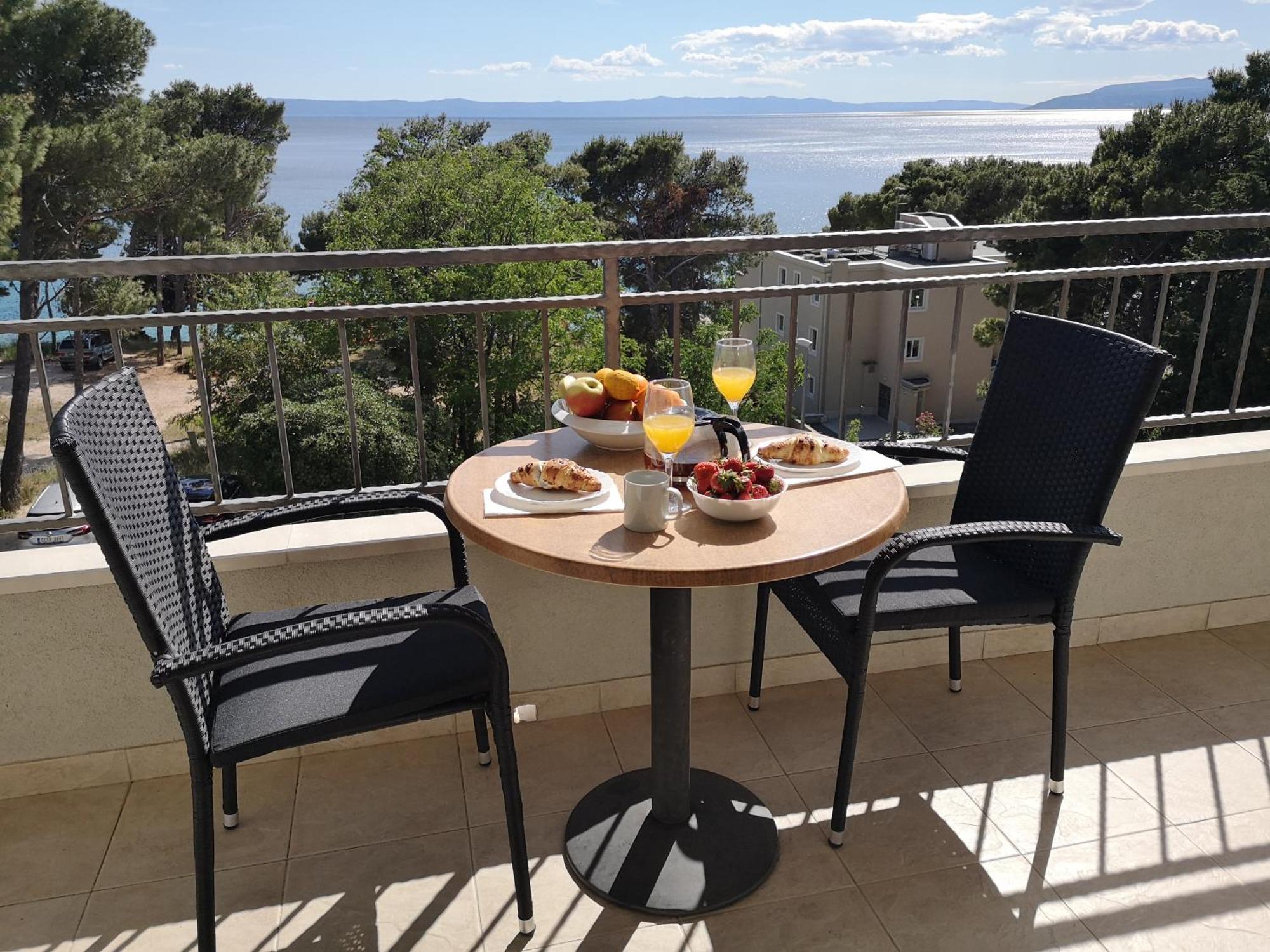 Apartmani Neva Makarska Exteriör bild